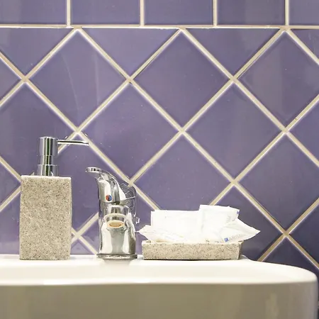 Smeralda Attic Turín